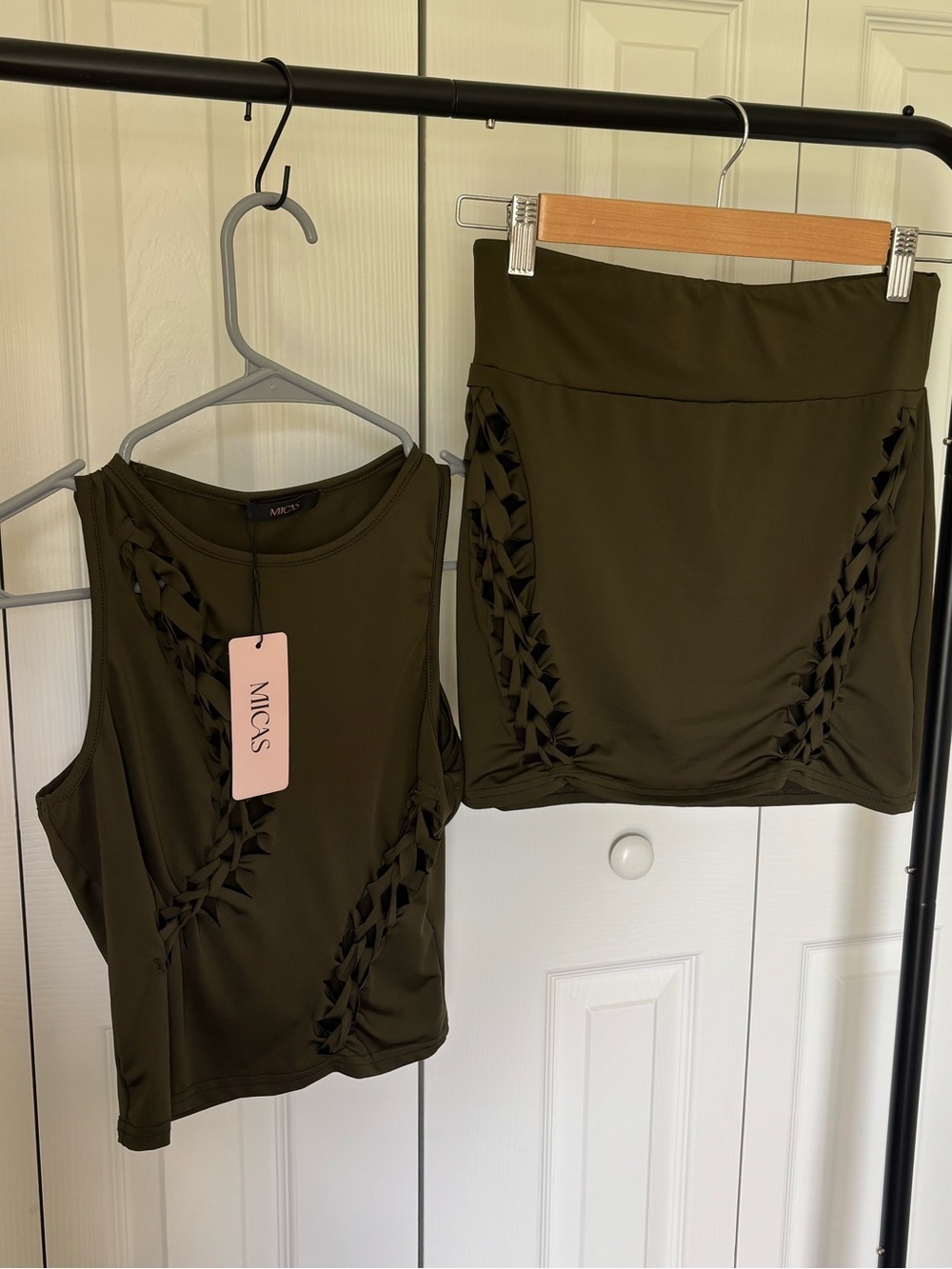 Micas Matching Set